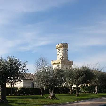 Agroturismo La Vecchia Torre *